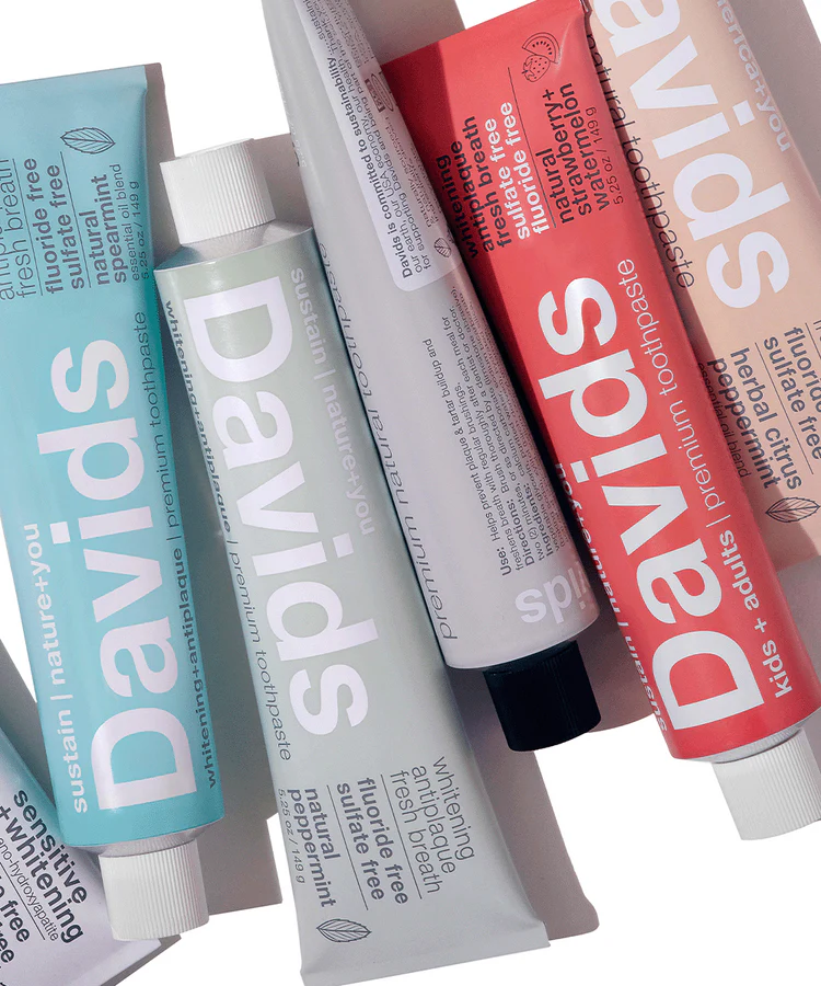 Davids fluoride-free sensitive whitening toothpaste with natural peppermint for enamel repair and fresh breath